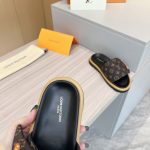Louis Vuitton Cowhide Slippers For Spring