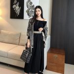 Loewe Silk Ruler