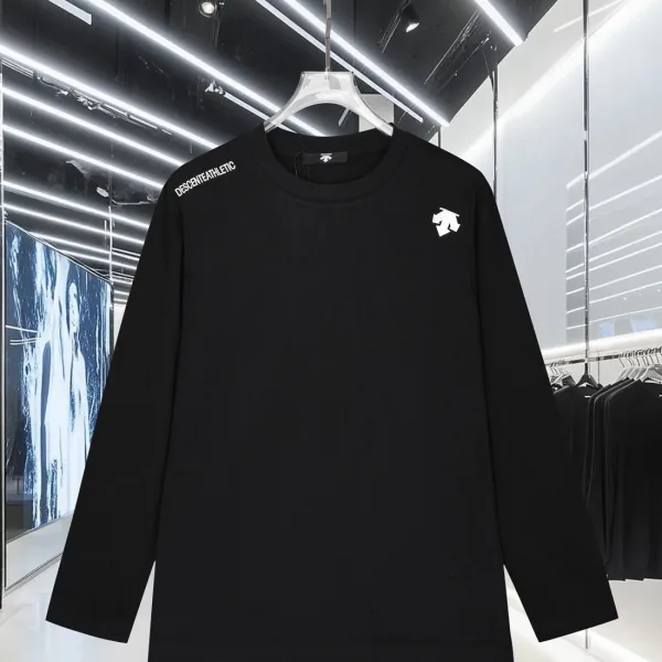 Descente Cotton Long-Sleeved T-Shirt For Autumn