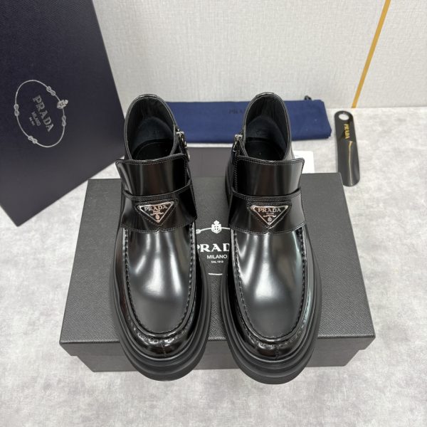 Express Calfskin Jeans