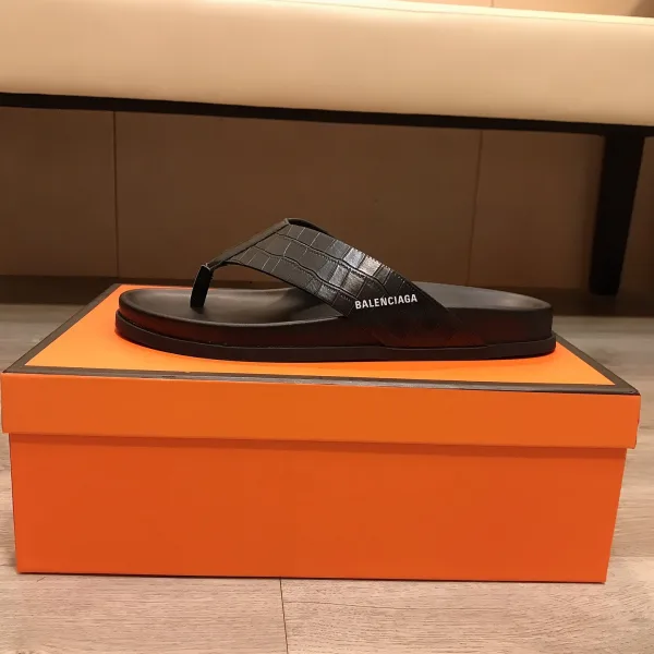 Balenciaga Cowhide Slippers For Summer