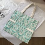 Dior Straw Straw Bags For Summer