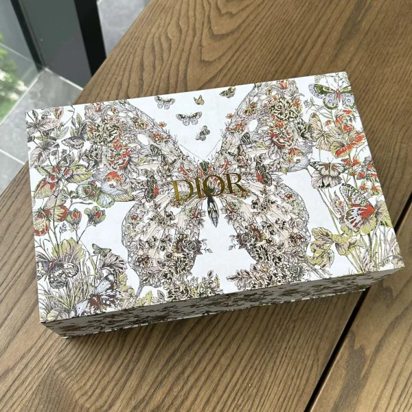 Etro Cups And Saucers For Early Spring
