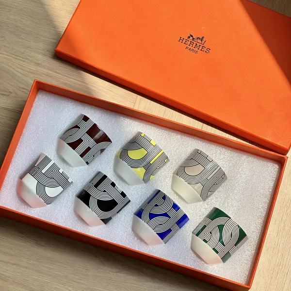 HermÃ¨s Lead Tableware