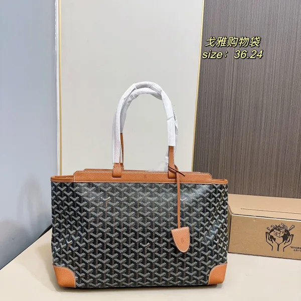Goyard Shopping Bags
