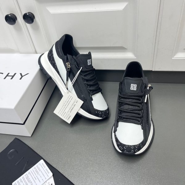 Givenchy Cowhide Leather Shoes For Early Spring