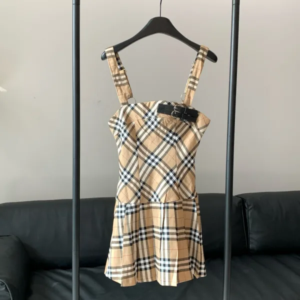 Burberry Ruler