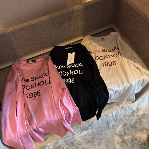 Acne Studios Stone Long-Sleeved T-Shirt