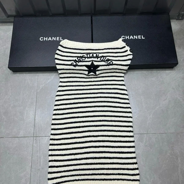 Dior Ruler