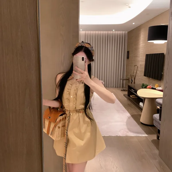 Burberry Sleeveless