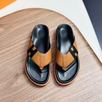 HermÃ¨s Cowhide Slippers