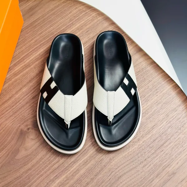 HermÃ¨s Cowhide Slippers