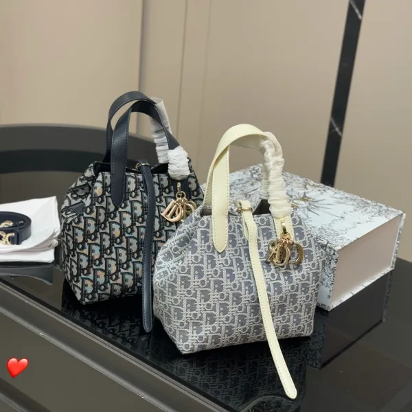 Dior Shopping Bags