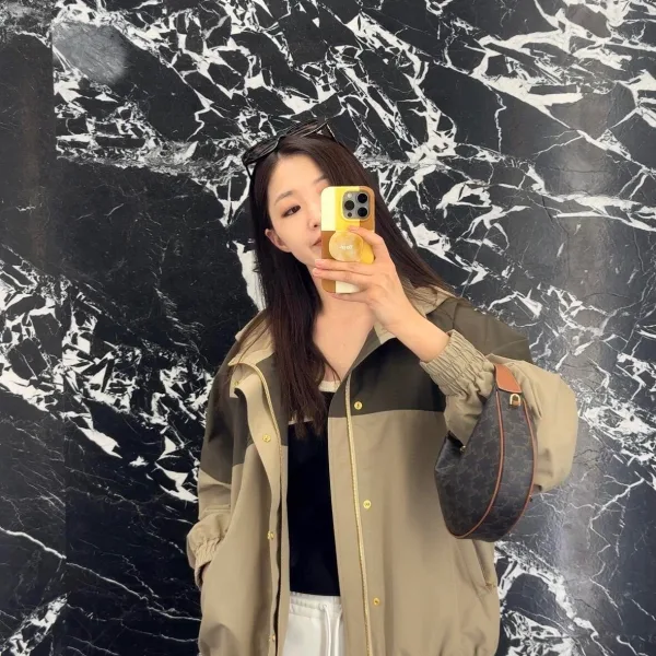 Celine Long-Sleeved Jacket