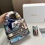 Dior Ruler
