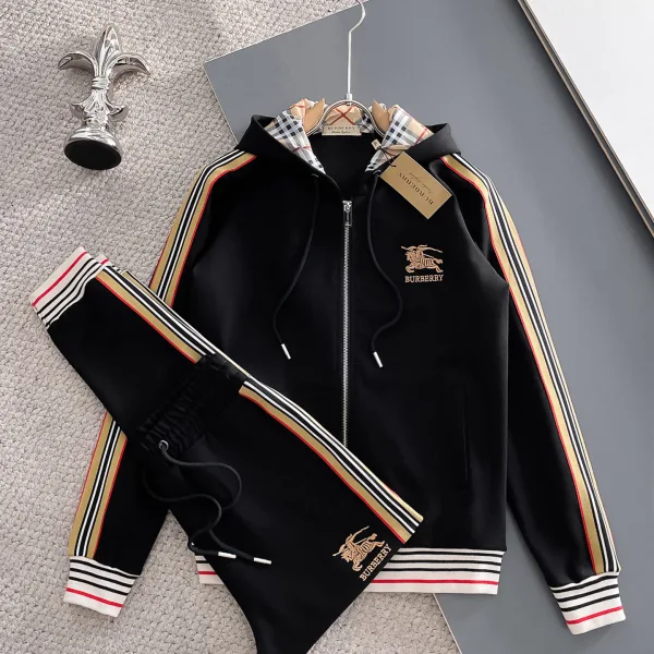 Burberry Abs Suit For Autumn