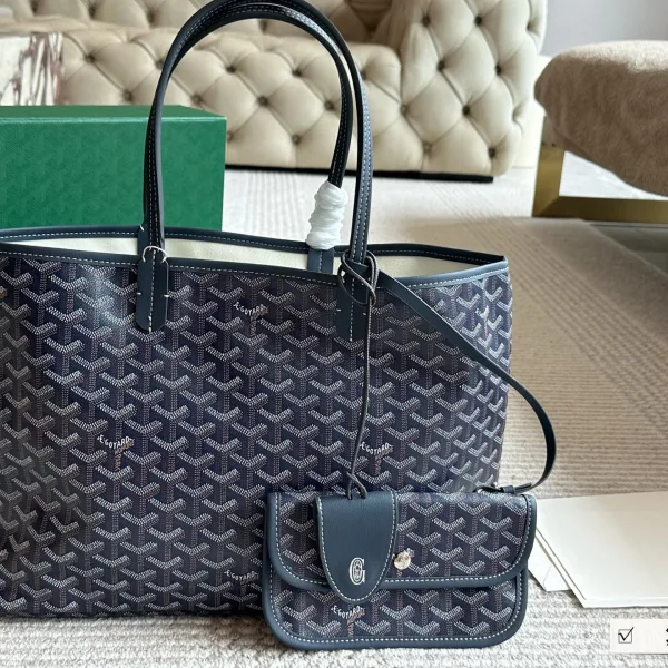 Goyard Shopping Bags