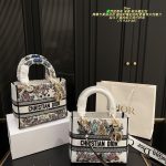 Dior Ruler