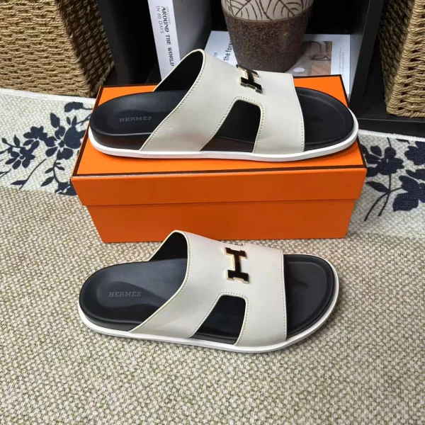 HermÃ¨s Cowhide Slippers