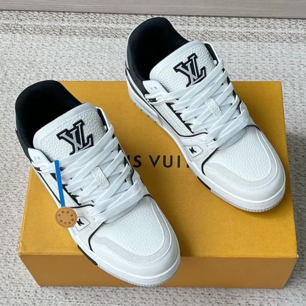 Express Cowhide Sneakers