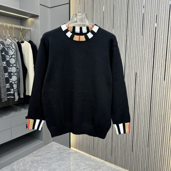 Burberry Cashmere Sweater For Fall