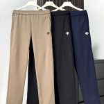 Descente Ruler Red Plain Weave Running Overlocking Process Natural Drape