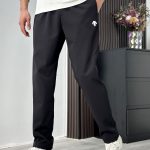Descente Ruler Red Plain Weave Running Overlocking Process Natural Drape
