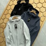 Descente Coat Ash Woven Fabric