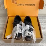 Louis Vuitton Cowhide Sneakers For Spring