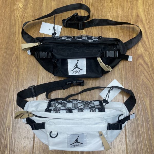 Jordan Crossbody Bag Black