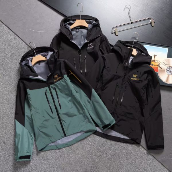 Archaeopteryx Outdoor Jacket Red Gore-Tex Rayon Spring Embroidery Zippered Pocket