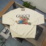 Gucci Sweatshirt Red Street Style A Touch Of Understated Autumn Winter And
