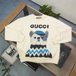 Gucci Sweatshirt Red Street Style A Touch Of Understated Autumn Winter And