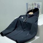 Descente Windbreaker Green Fleece Sophistication Autumn Patch Color Blocking