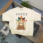 Gucci Sweatshirt Red Street Style A Touch Of Understated Autumn Winter And