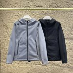 Descente Windbreaker Ash Softshell Fabric Hardcore Outdoor Clean Cut Hidden Pocket