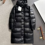 Moncler Down Jacket Red Duck Exquisite Workmanship