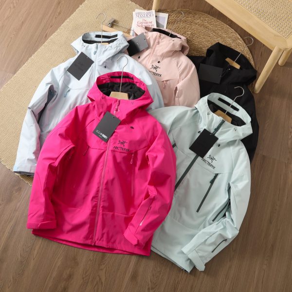 Archaeopteryx Windbreaker Red Down