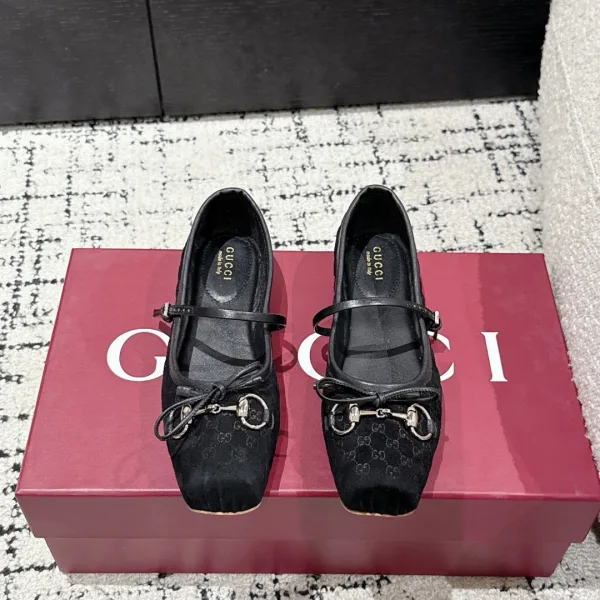 Gucci Mary Jane Shoes Red Genuine Leather Summer