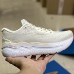 Brooks Sneakers Red Running Style