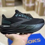 Brooks Yoga Pants Rubber Outsole Running Understated Luxury