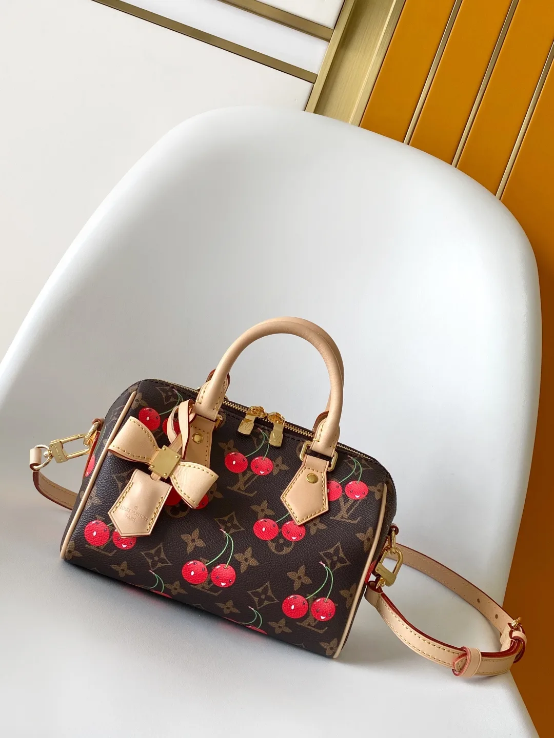 Louis Vuitton Key Pouch Ash