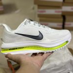 Nike Sneakers Green Running