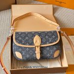 Louis Vuitton Abs Ruler