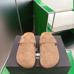 Louis Vuitton Cork Bed For Summer