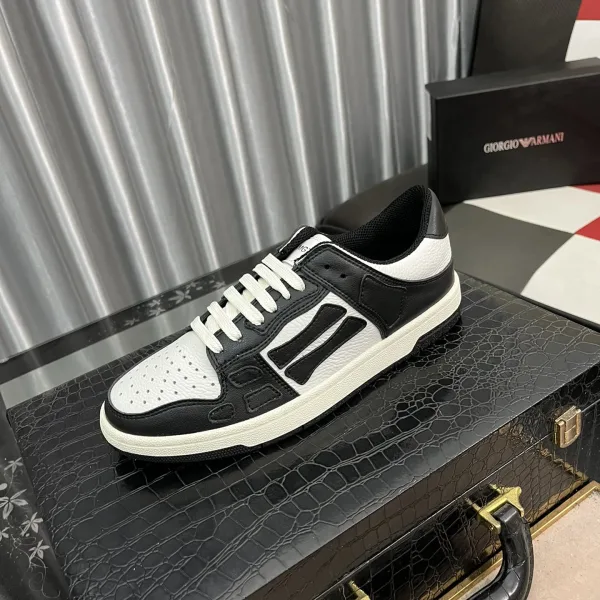 Nike Cowhide Sneakers
