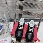 Valentino Sneakers White Cowhide Pu Outsole Tpu Spring Early