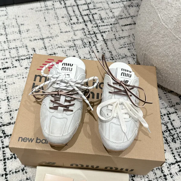 New Balance Flat Shoes Red Suede