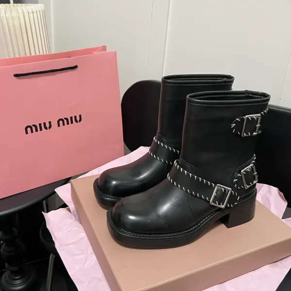 Dr. Martens Boots Autumn Winter