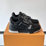 Louis Vuitton Sneakers Color